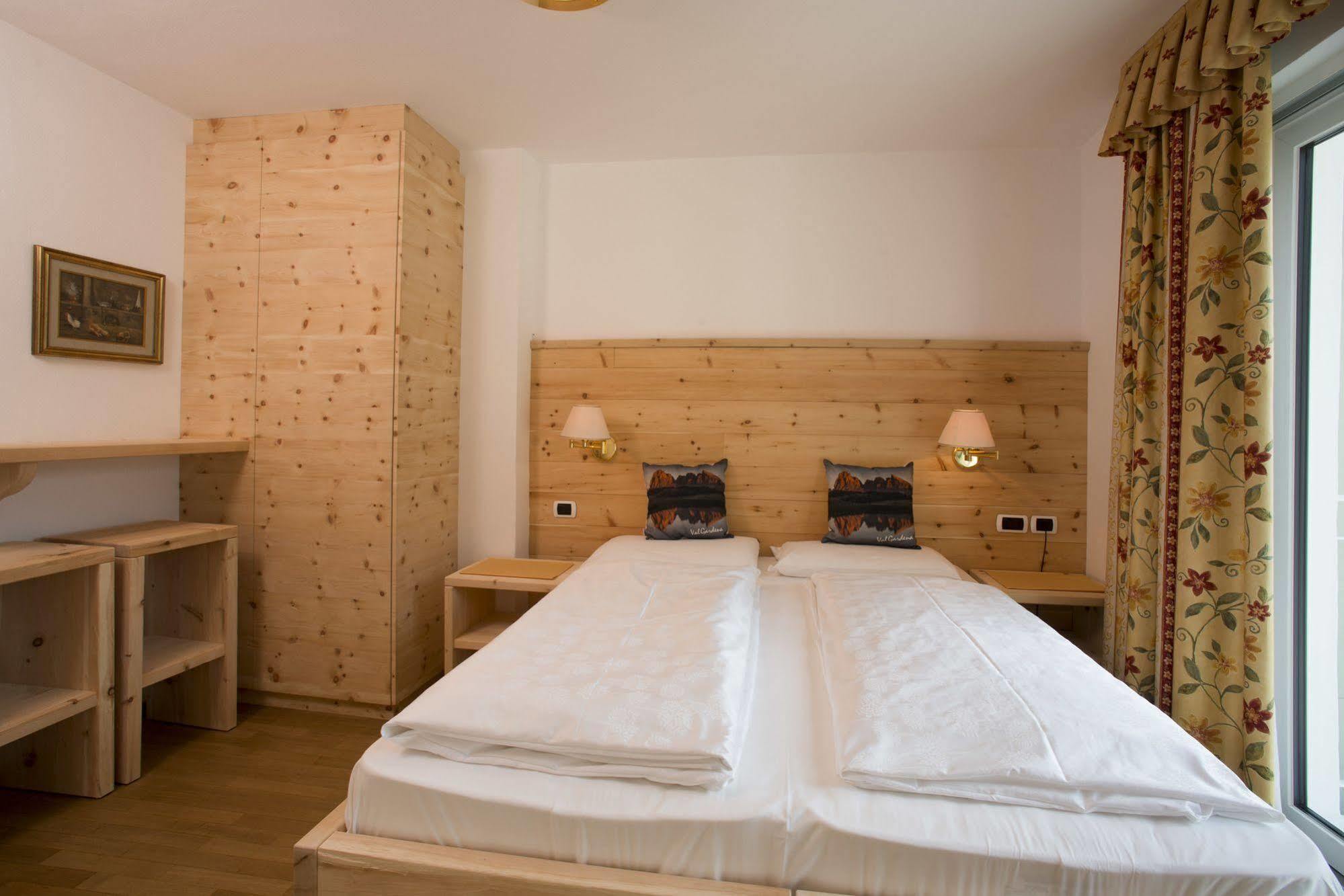 Hotel Garni Snaltnerhof Ortisei Esterno foto